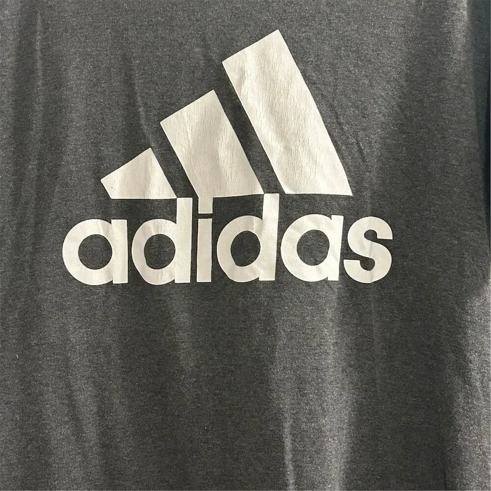 Adidas‎ Men's Graphic Tee Gray Short Sleeve Crew Neck Size L